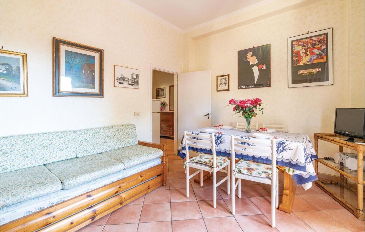 Gorgeous Apartment In Ladispoli Rm With Wifi Екстериор снимка