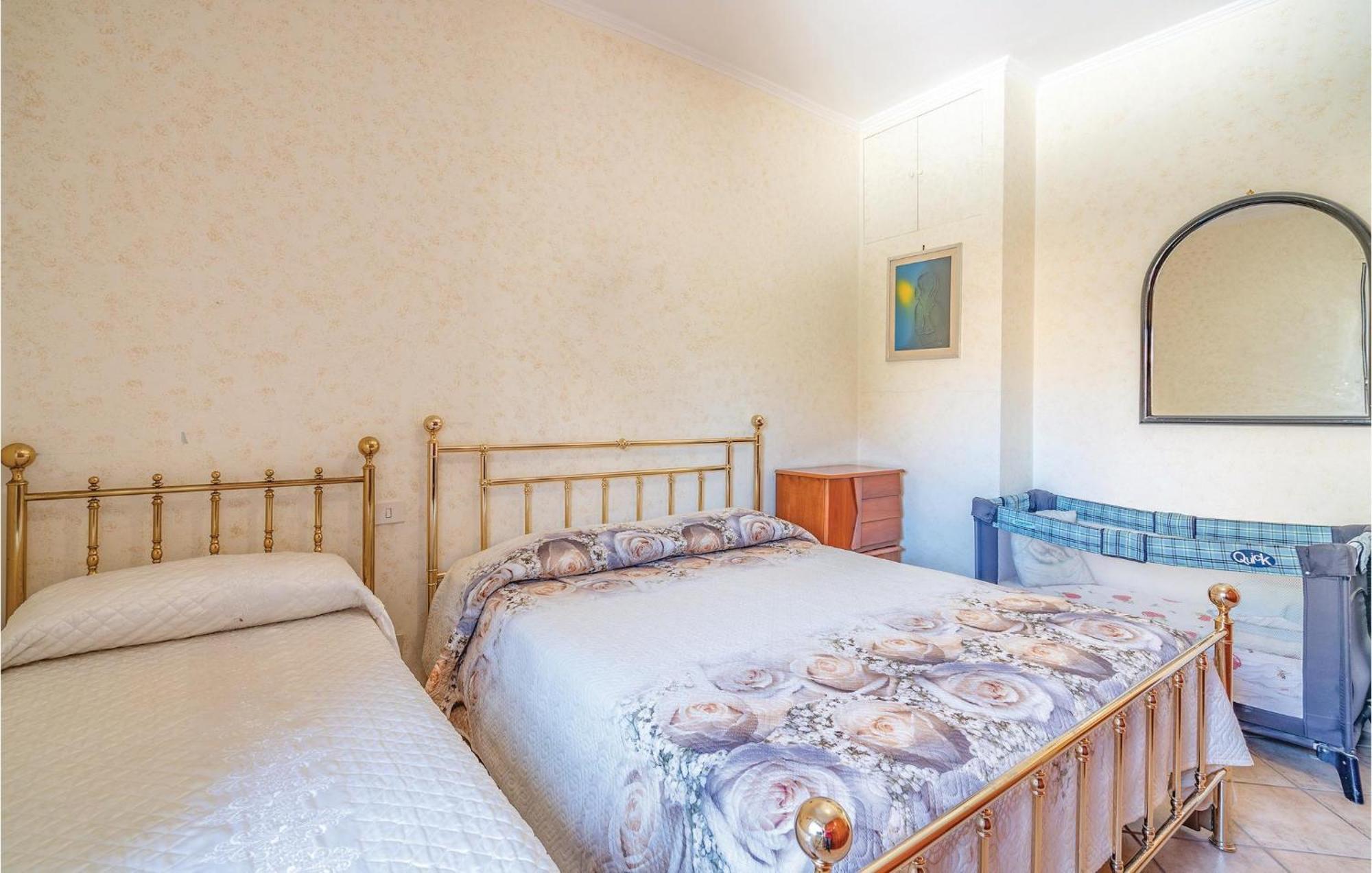Gorgeous Apartment In Ladispoli Rm With Wifi Екстериор снимка