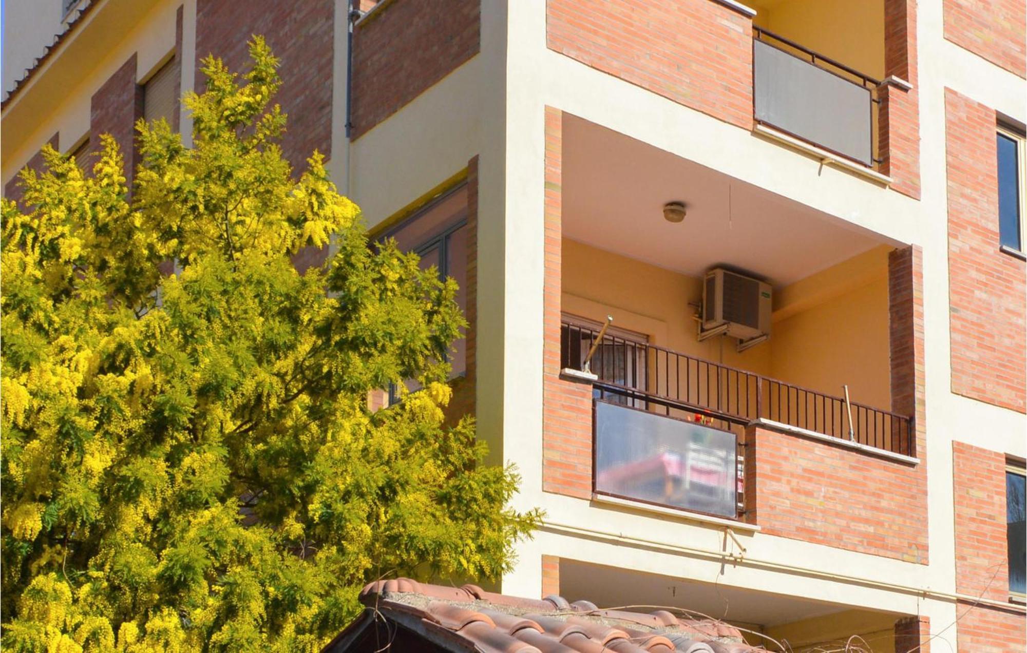 Gorgeous Apartment In Ladispoli Rm With Wifi Екстериор снимка